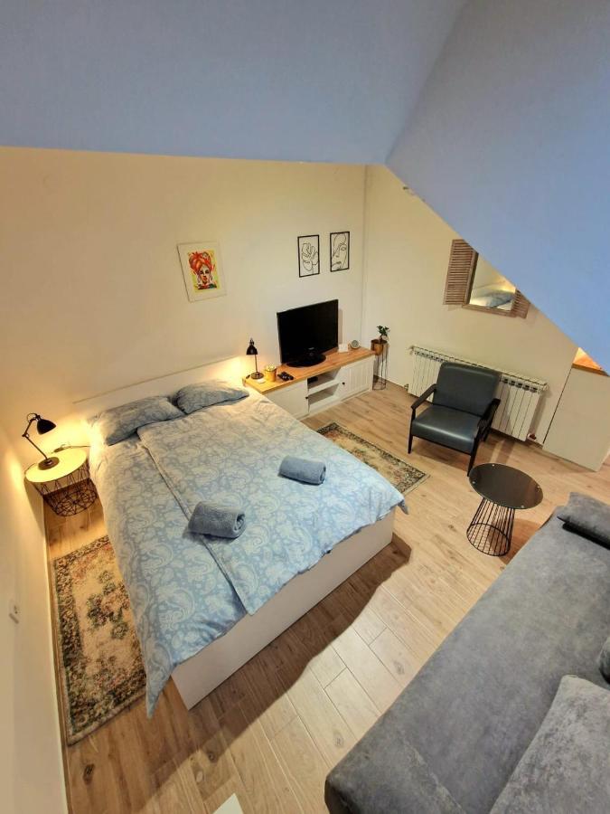 Studio Apartman Varadero เบียโลวาร์ ภายนอก รูปภาพ