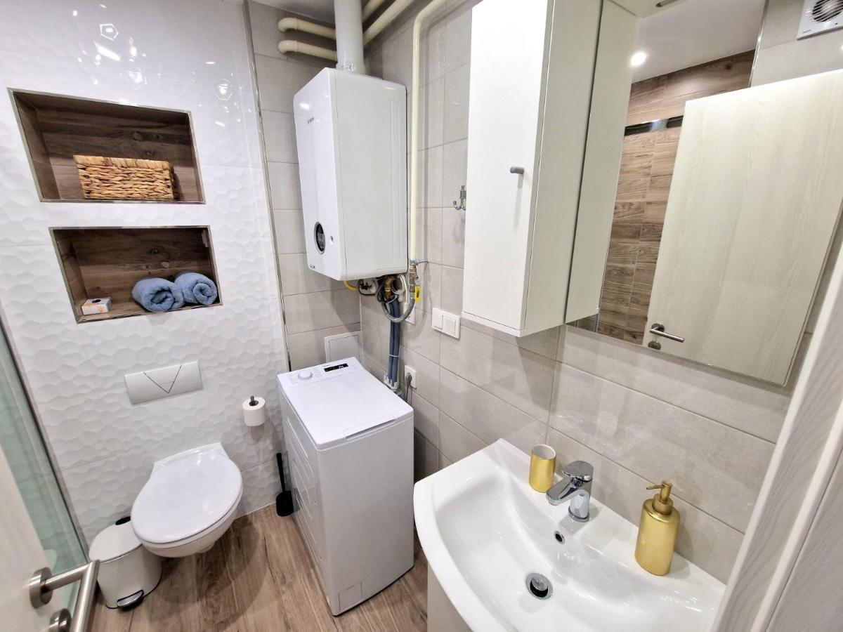 Studio Apartman Varadero เบียโลวาร์ ภายนอก รูปภาพ